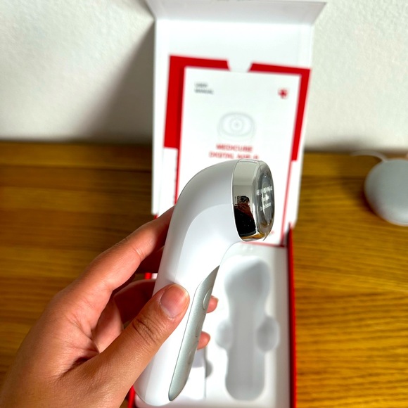 BRAND NEW Medicube Age-R Ussera Deepshot - Picture 4 of 5